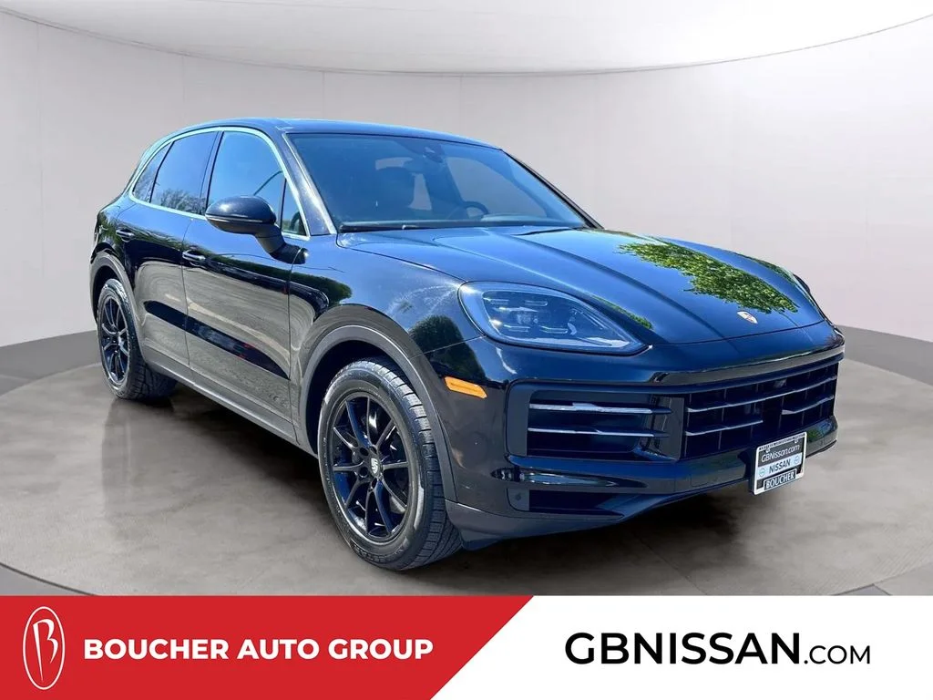 2024 Porsche Cayenne -'s photo