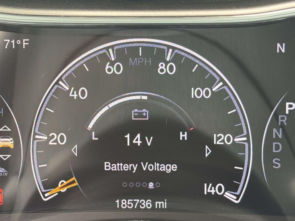 Used 2014 Black Jeep Limited image 25