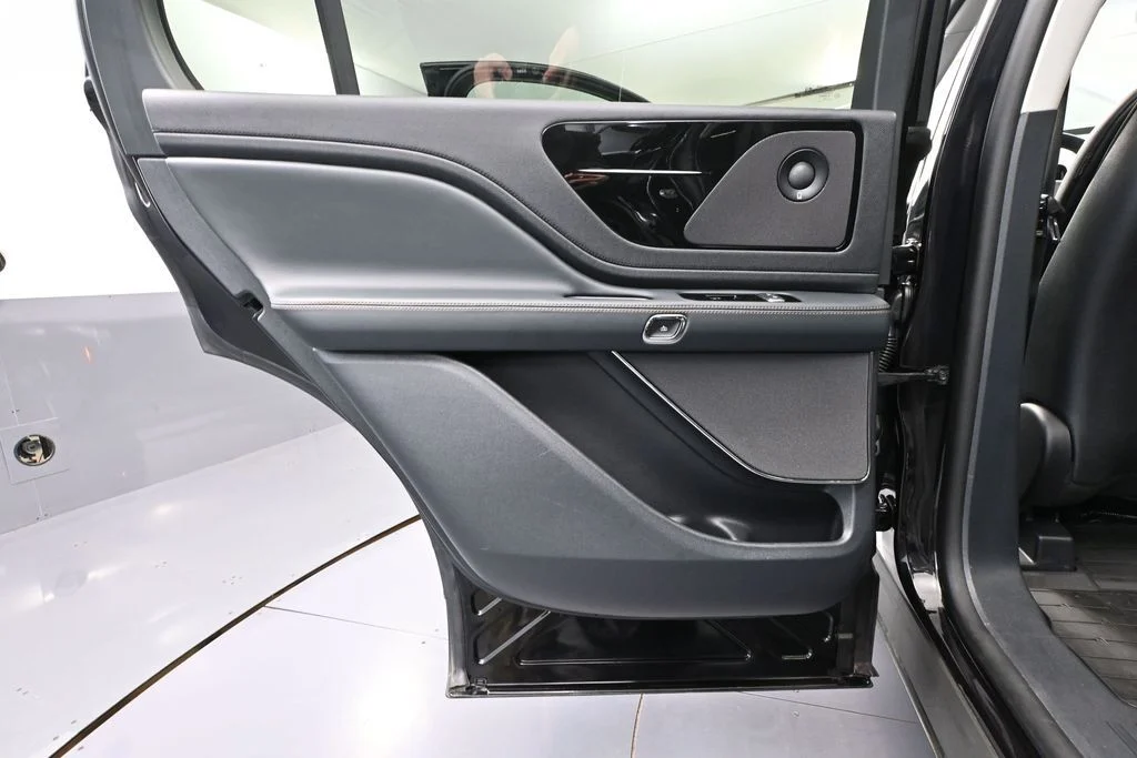 2025 Lincoln Aviator Premiere - Photo 38
