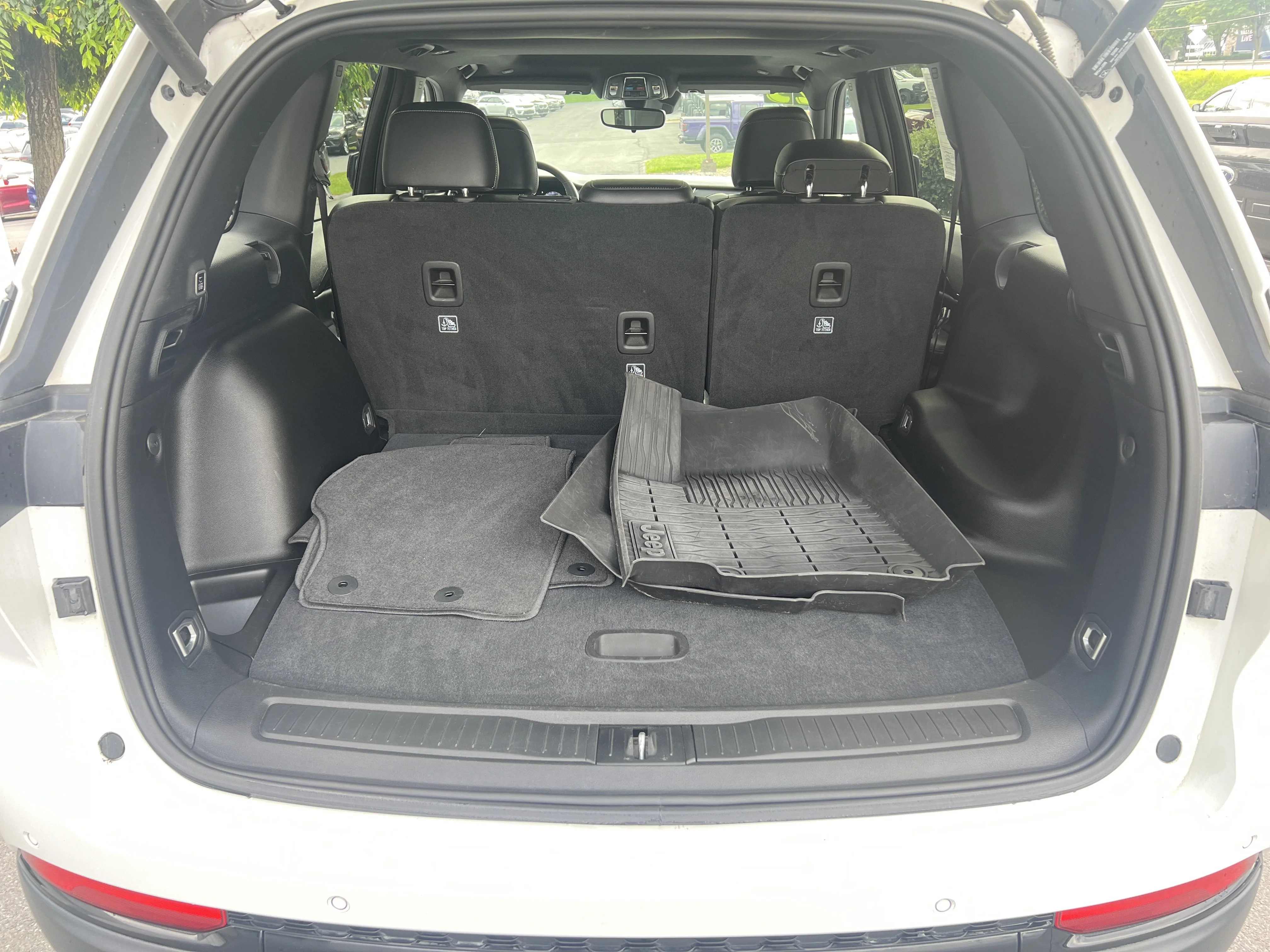 Used 2023 Bright White Clearcoat Jeep Altitude image 5