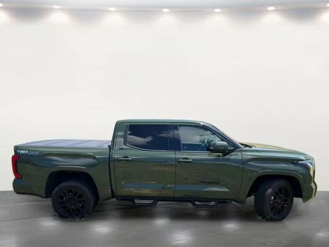 Used 2023 Green Toyota SR5 image 11