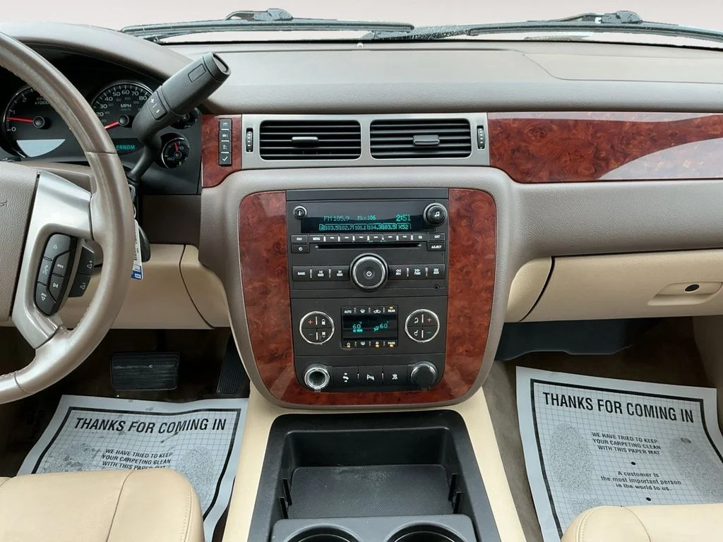 Used 2011 Black Chevrolet LT image 14