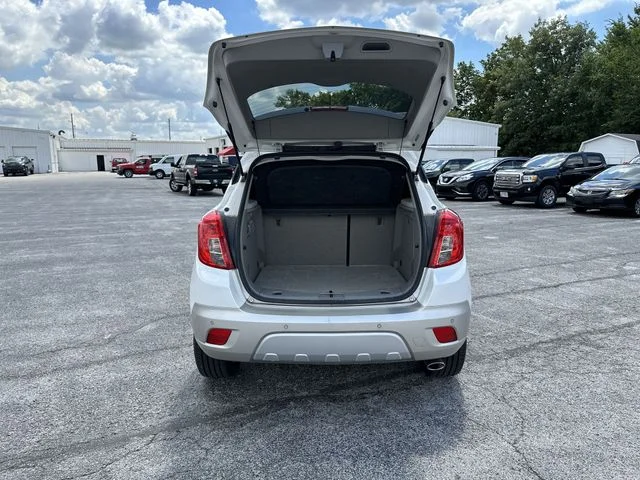 Used 2015 White Buick Premium image 23