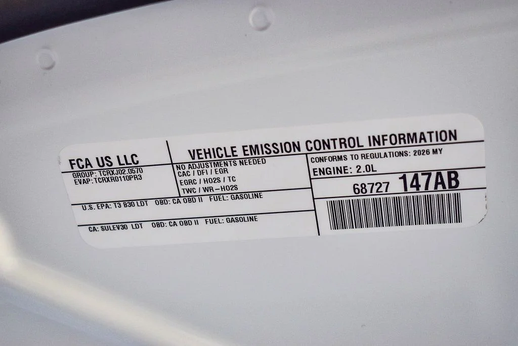 New 2026 Bright White Clear-Coat Exterior Paint Jeep Trailhawk image 22