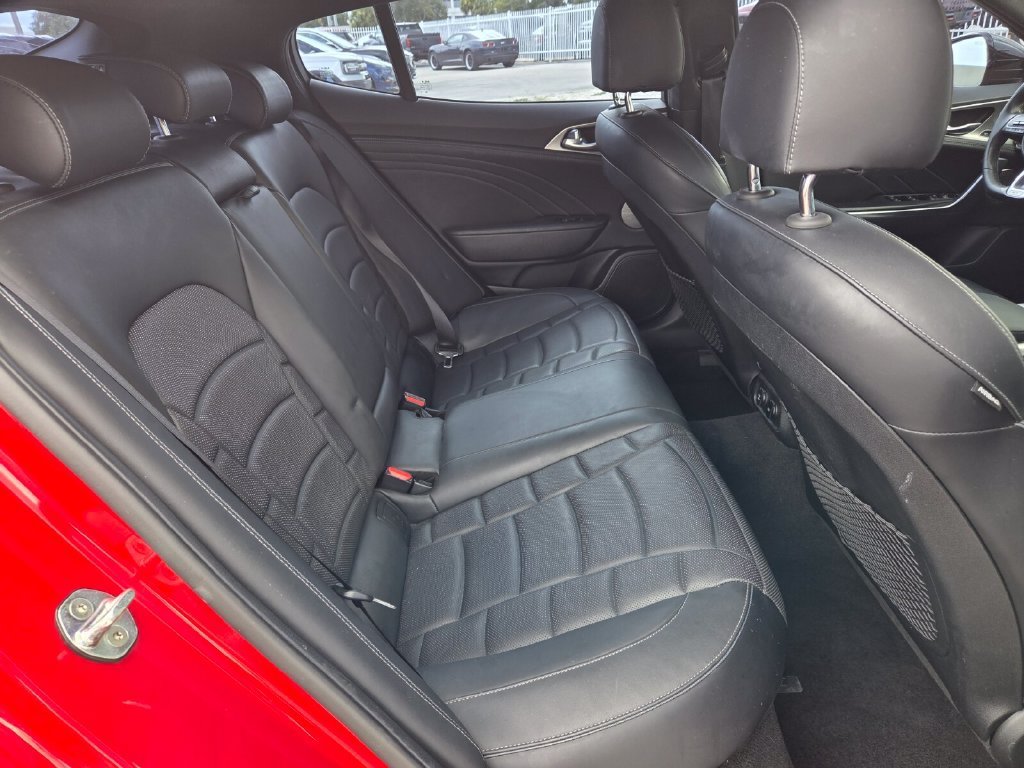 2022 Kia Stinger GT2 - Photo 16