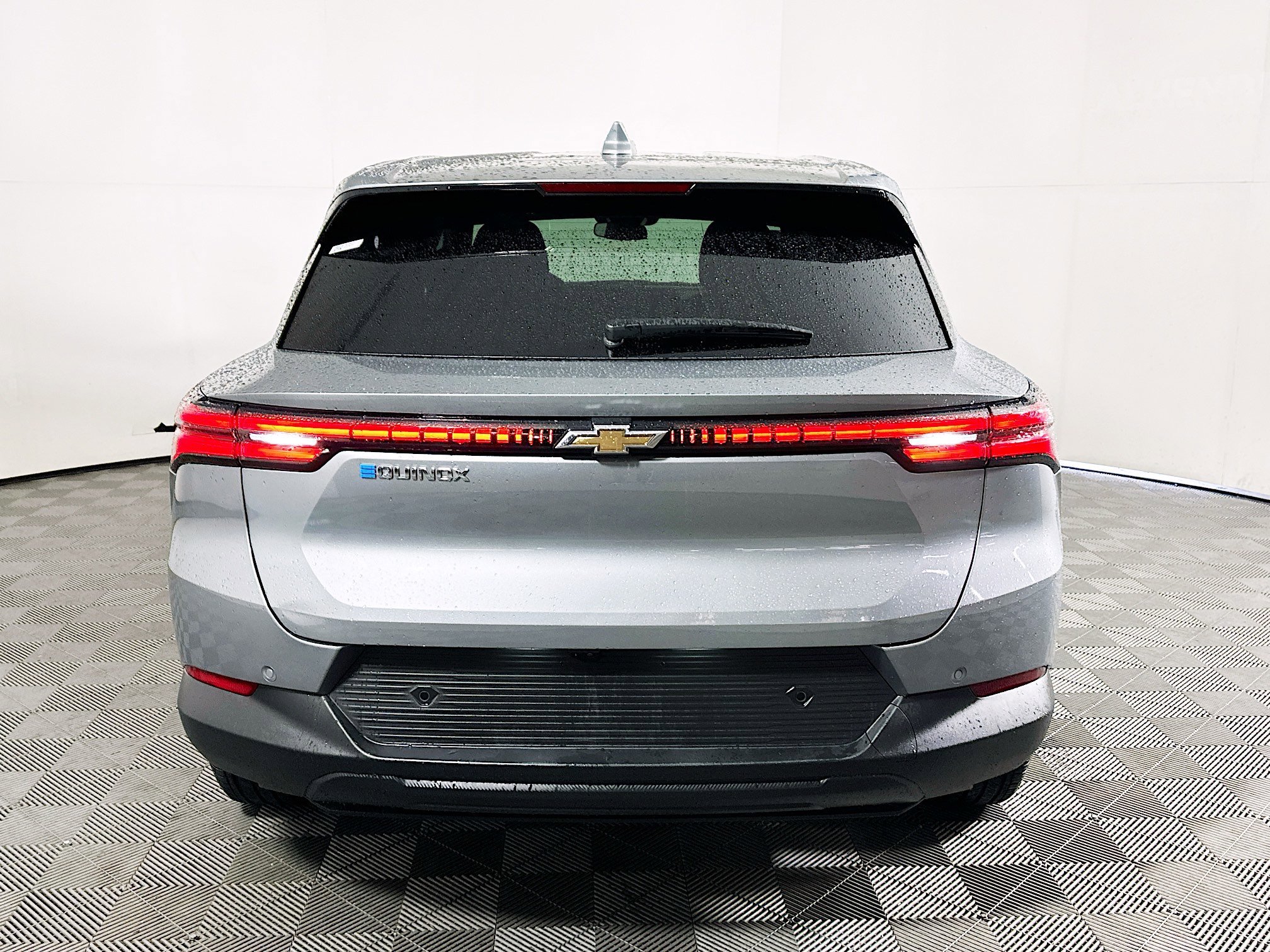 2025 Chevrolet Equinox thumbnail 6