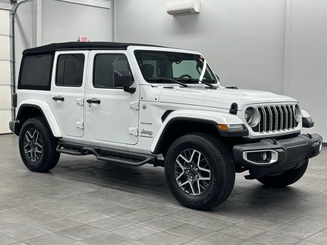 Used 2024 White Jeep Sahara image 1
