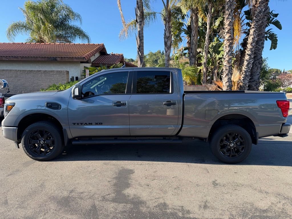 Used 2018 Gray Nissan SV image 9