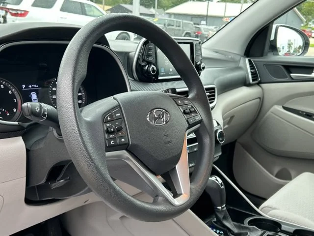 2021 Hyundai Tucson SE - Photo 32