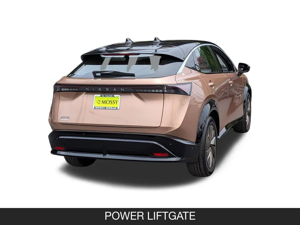 Used 2023 Brown Nissan PREMIERE image 8