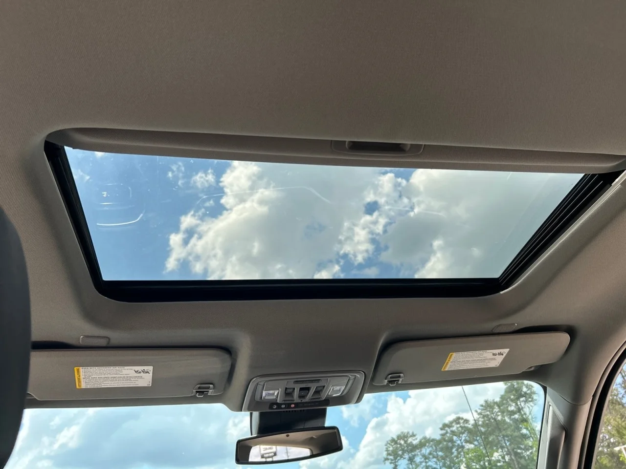 2026 GMC Sierra 1500 SLT - Photo 24