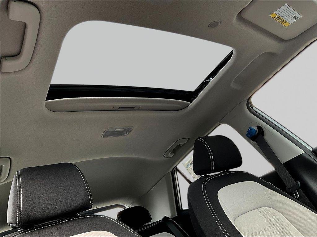 New 2026 Silver Hyundai SEL image 22