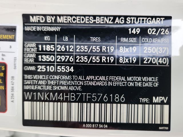 New 2026 Polar White Mercedes-Benz GLC 300 image 23
