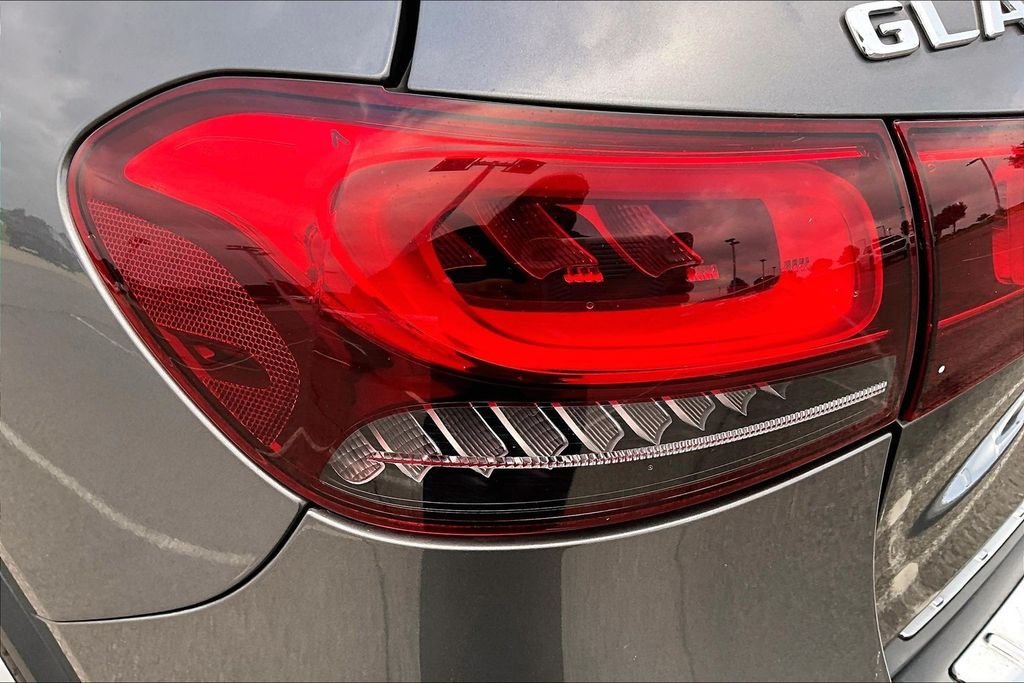 Used 2021 Gray Mercedes-Benz GLA 250 image 32
