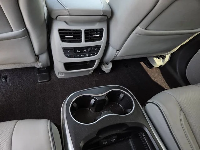 Used 2017 Silver Acura w/Advance Pkg image 18