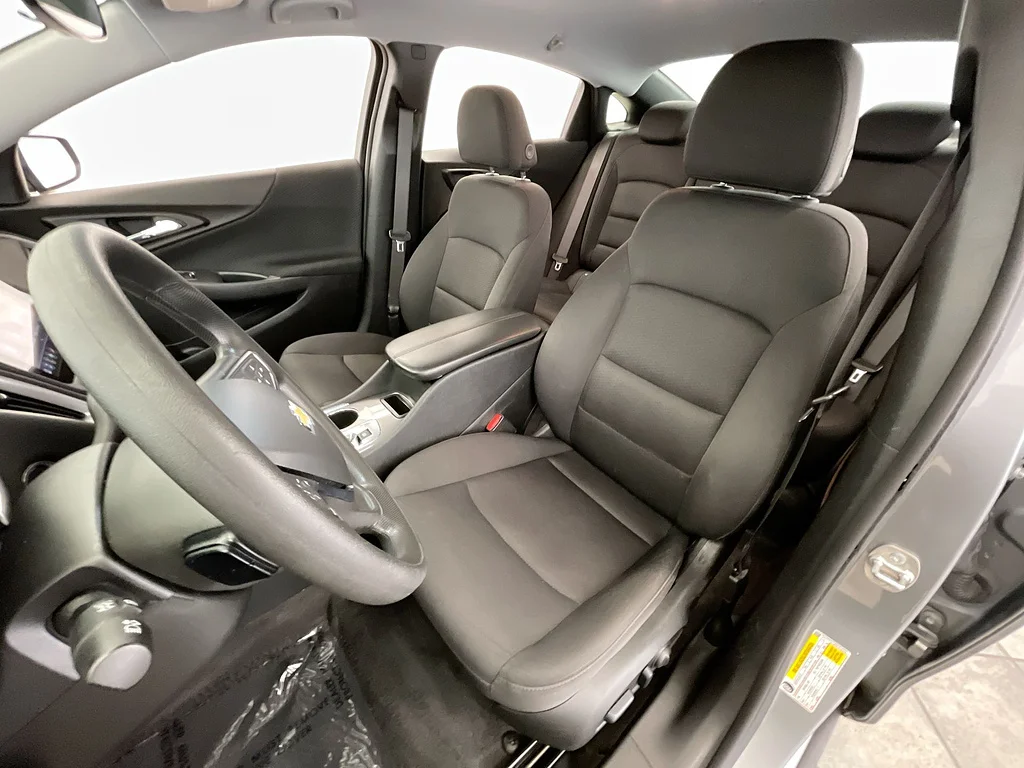 Used 2024 GRAY Chevrolet LT image 19
