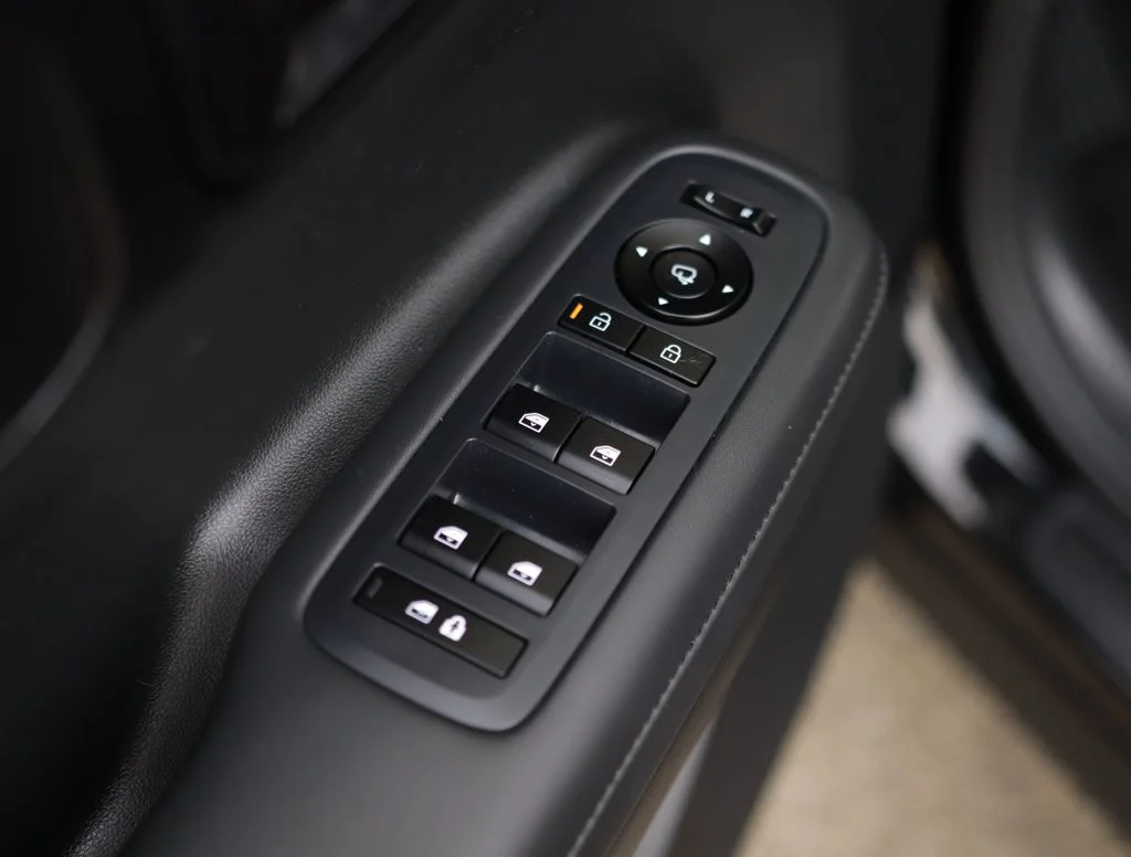 Used 2024 Black Hyundai Calligraphy image 29