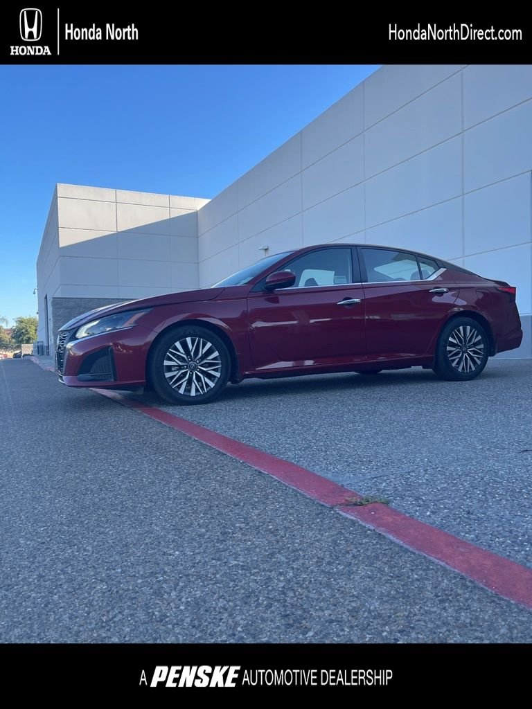 2024 Nissan Altima 2.5 SV's photo