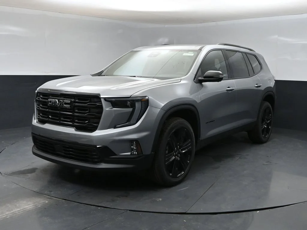 New 2026 Sterling Metallic GMC Elevation image 5