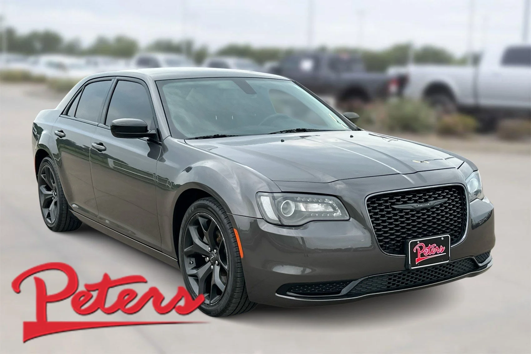 2022 Chrysler 300 Touring's photo