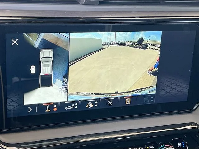 2026 GMC Sierra 1500 AT4X - Photo 9