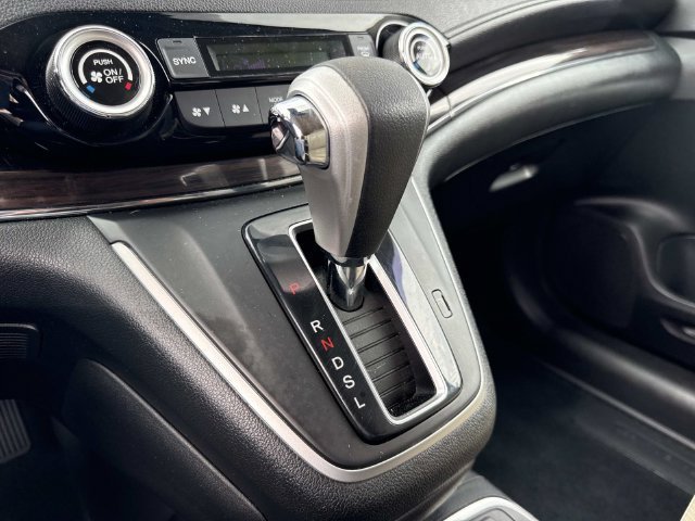 Used 2016  Honda Touring image 27