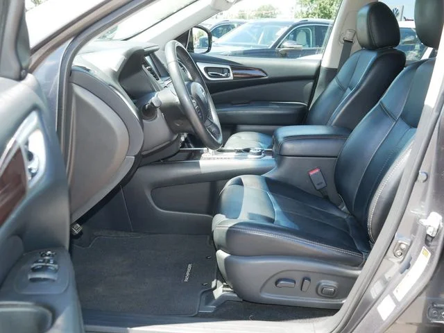 Used 2015 Gray Nissan SL image 13