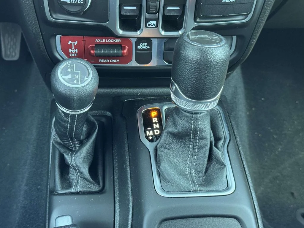 2024 Jeep Gladiator Mojave - Photo 21