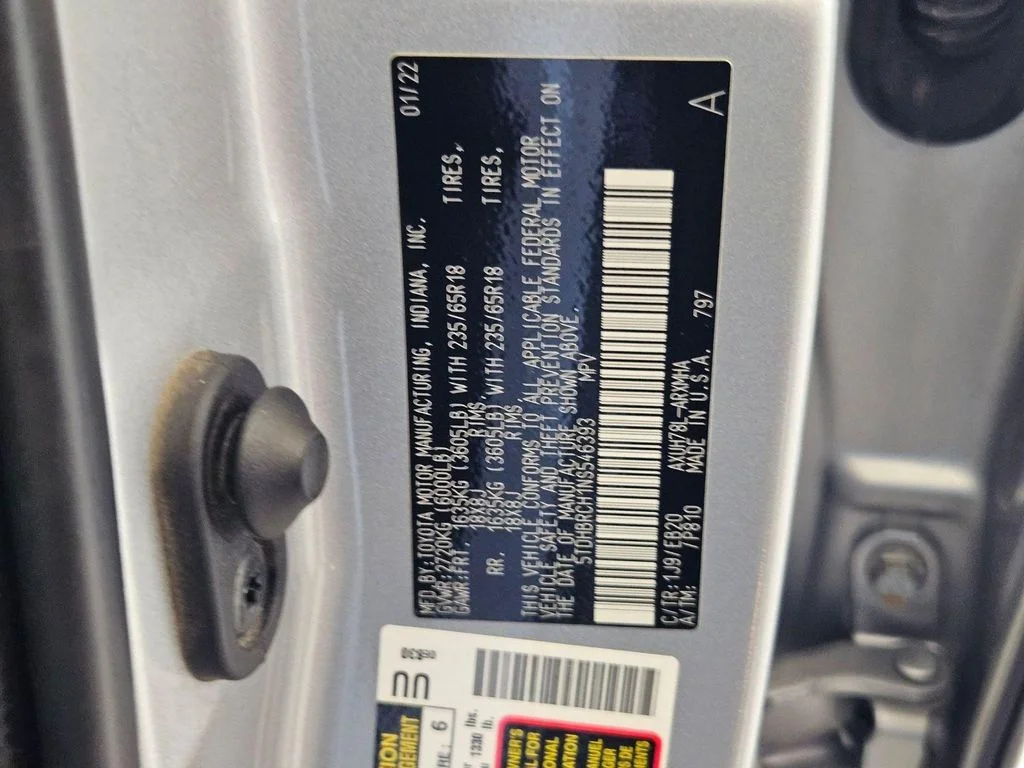 Used 2022 Celestial Silver Metallic Toyota XLE image 34