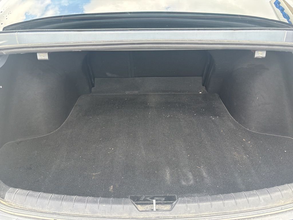 Used 2021 Everlasting Silver Kia EX image 40