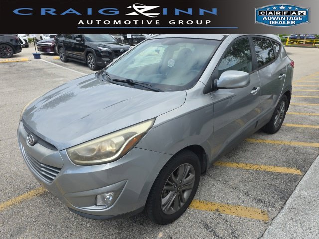 Used 2015 Gray Hyundai SE image 1