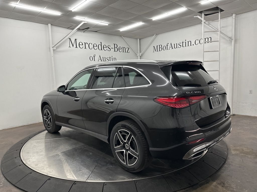 Used 2026 Gray Mercedes-Benz GLC 300 image 5