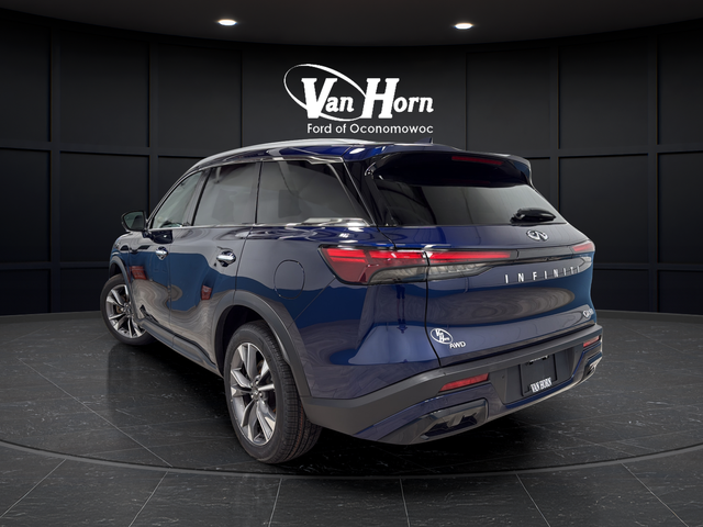 Used 2024 Blue INFINITI LUXE image 5
