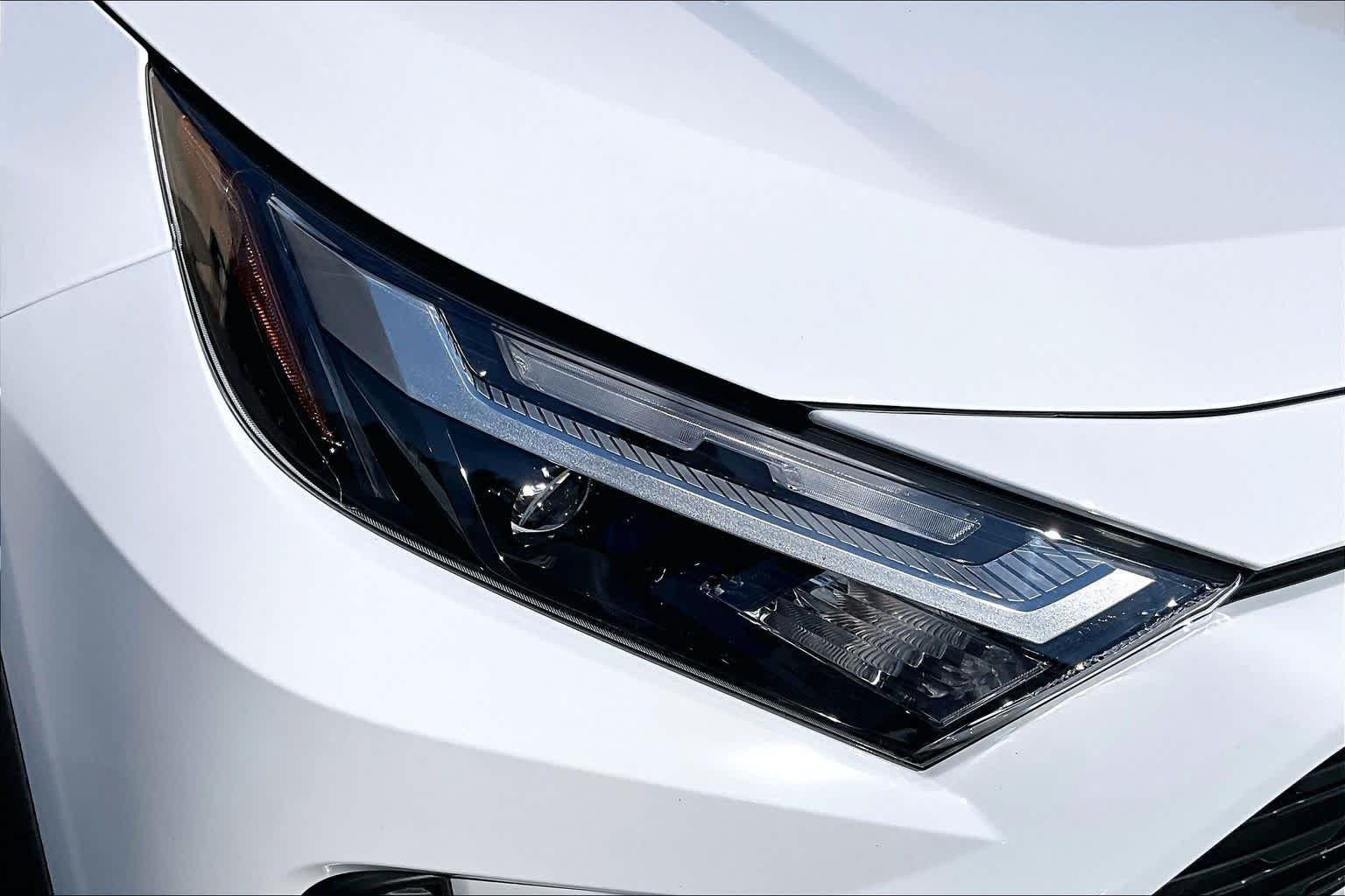 Certified Used 2023 Ice Cap Toyota XLE image 28
