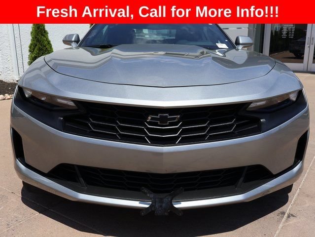 Used 2023 Chevrolet Camaro 1LT with VIN 1G1FB1RX3P0155607 for sale in Kansas City