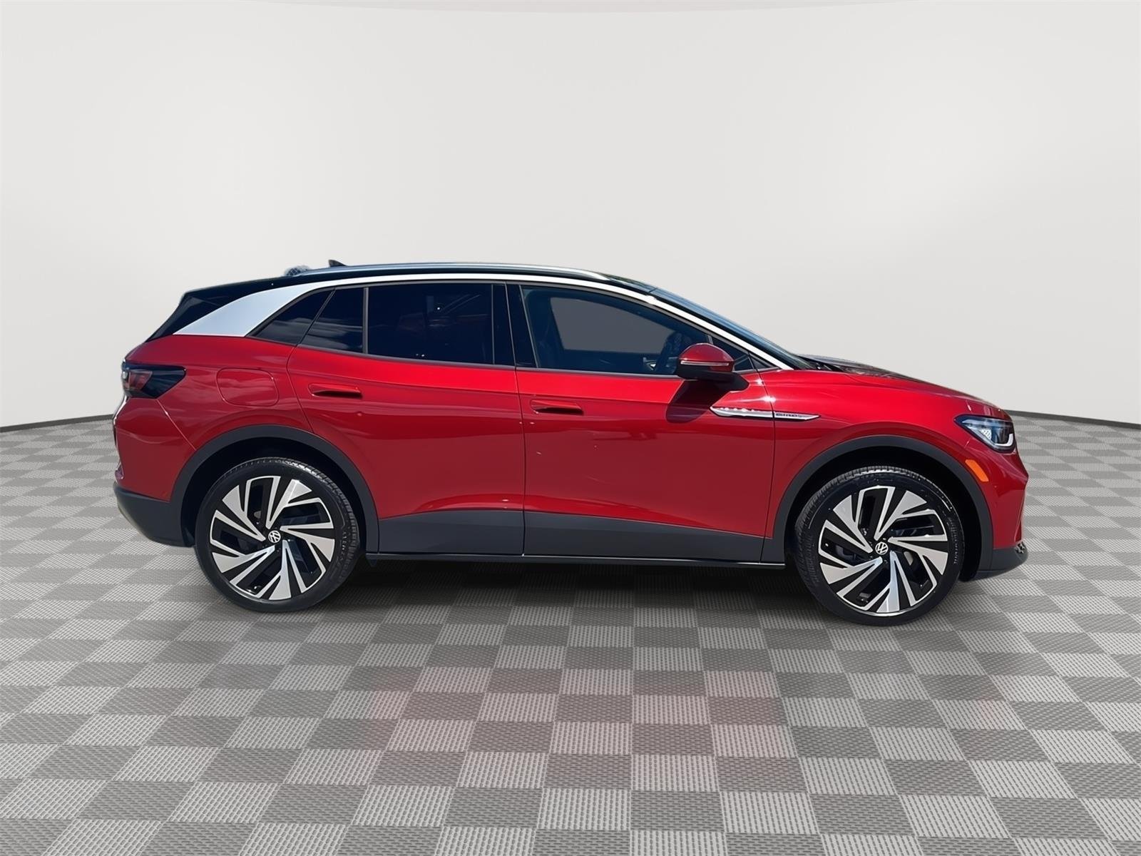 Used 2025 Aurora Red Metallic w/Black Roof (DISC) Volkswagen Pro S Plus image 4