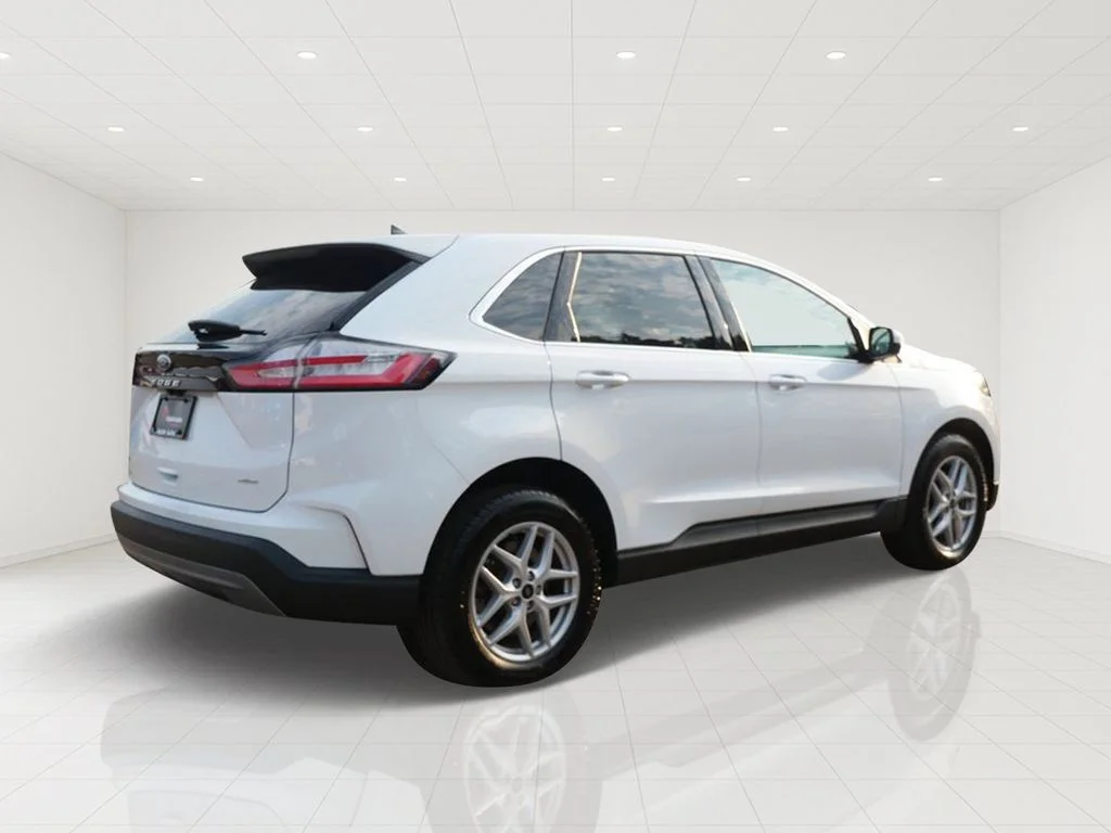 Certified Used 2024 White Ford SEL image 6