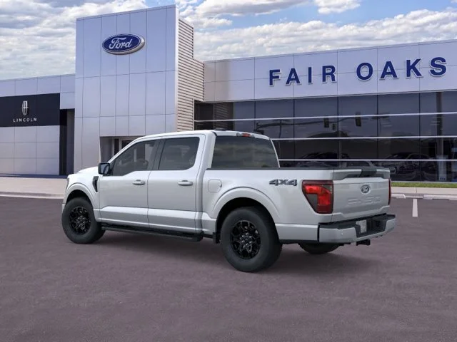 New 2026 Iconic Silver Metallic Ford XLT image 4