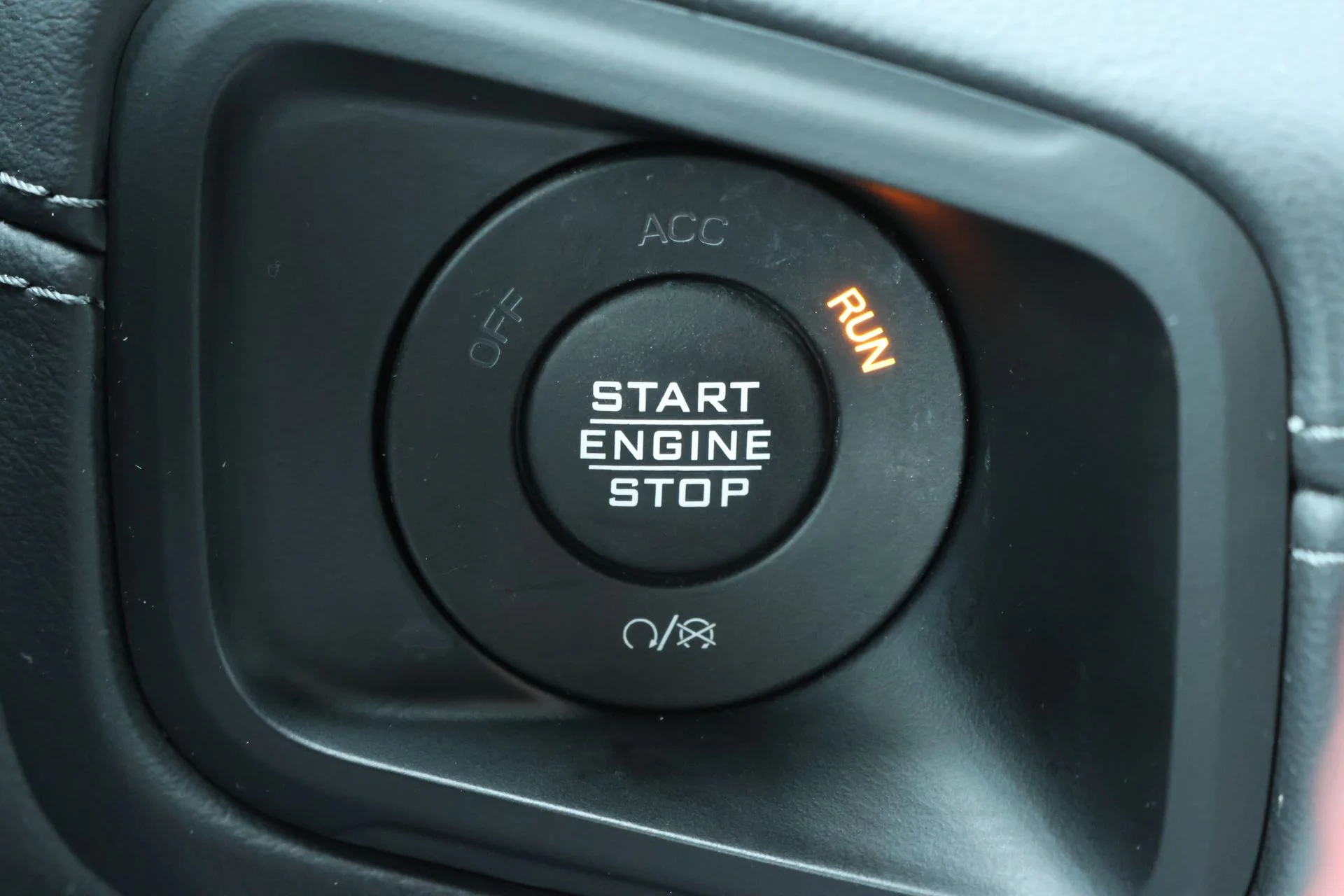 Used 2024 Gray Jeep Rubicon image 11
