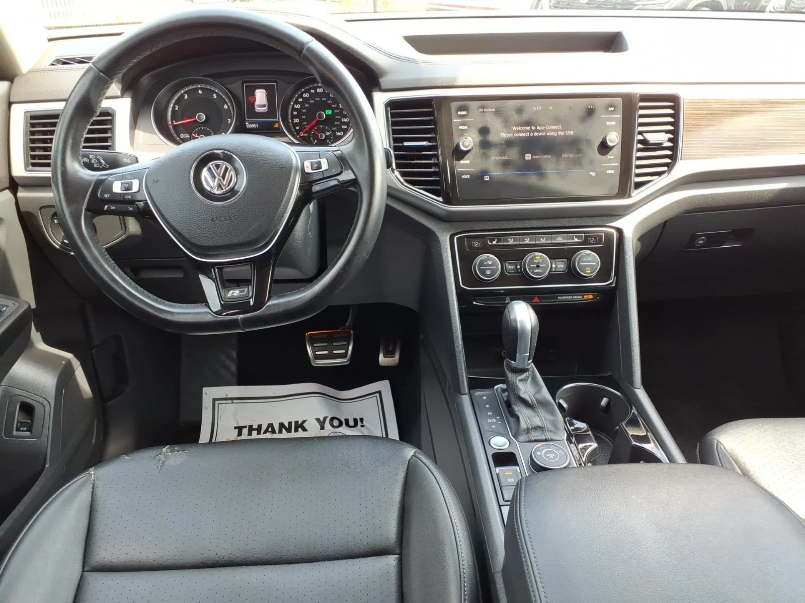 Used 2018 Black Volkswagen V6 SEL 4Motion image 9