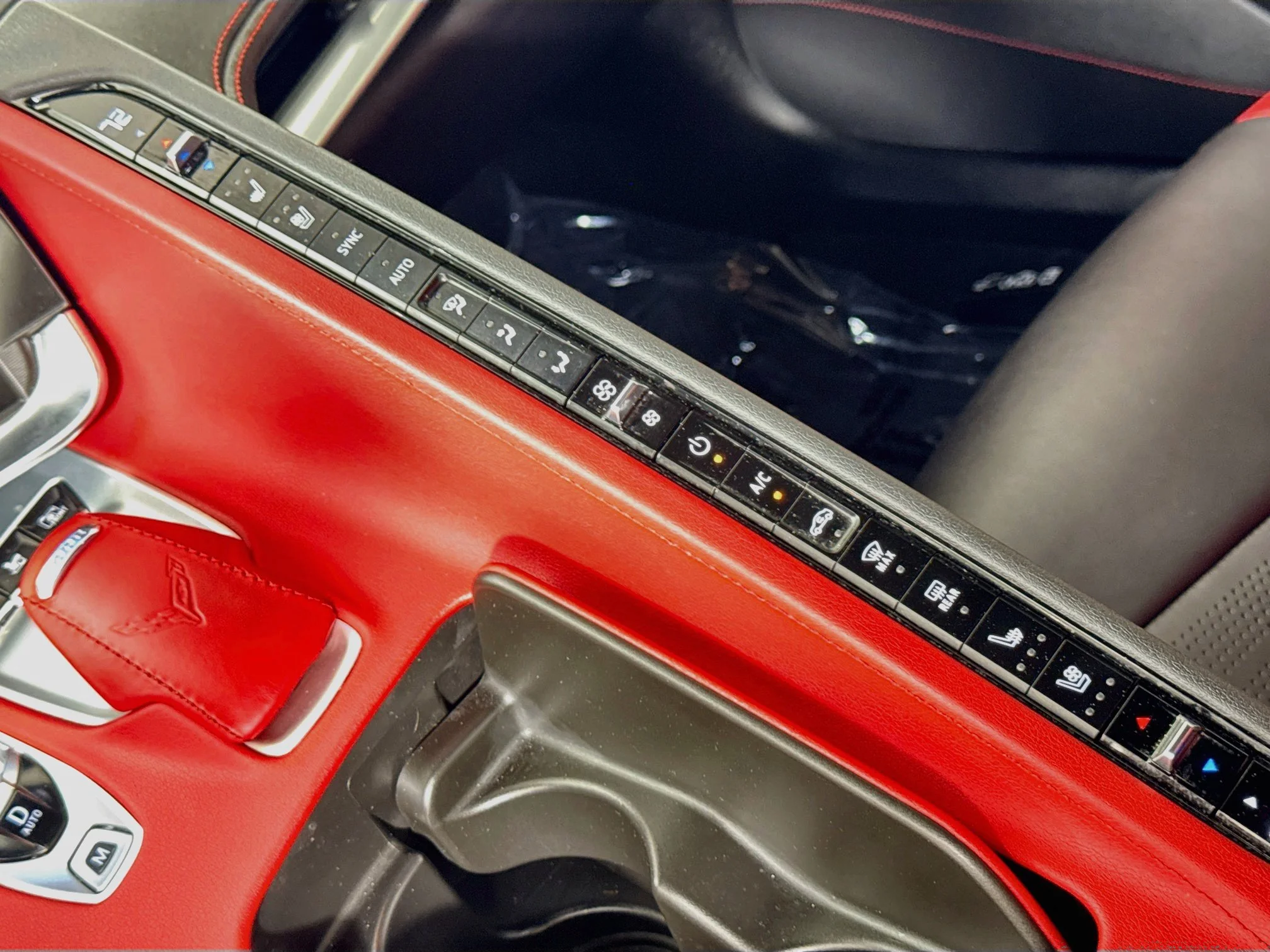 Used 2021 TORCH RED Chevrolet 2LT image 18
