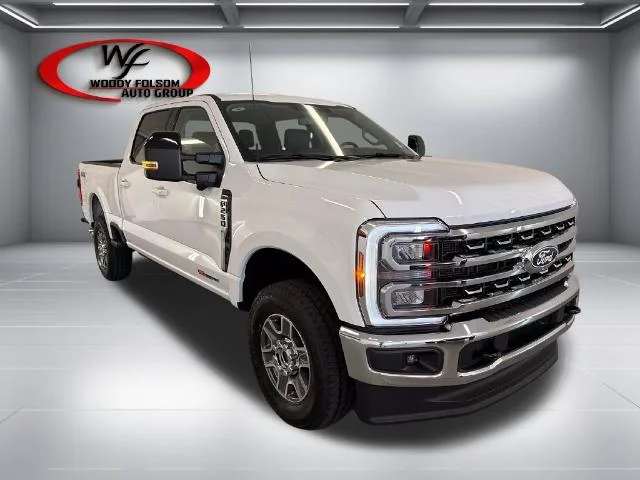 New 2027 Oxford White Ford F-250® Lariat® image 18