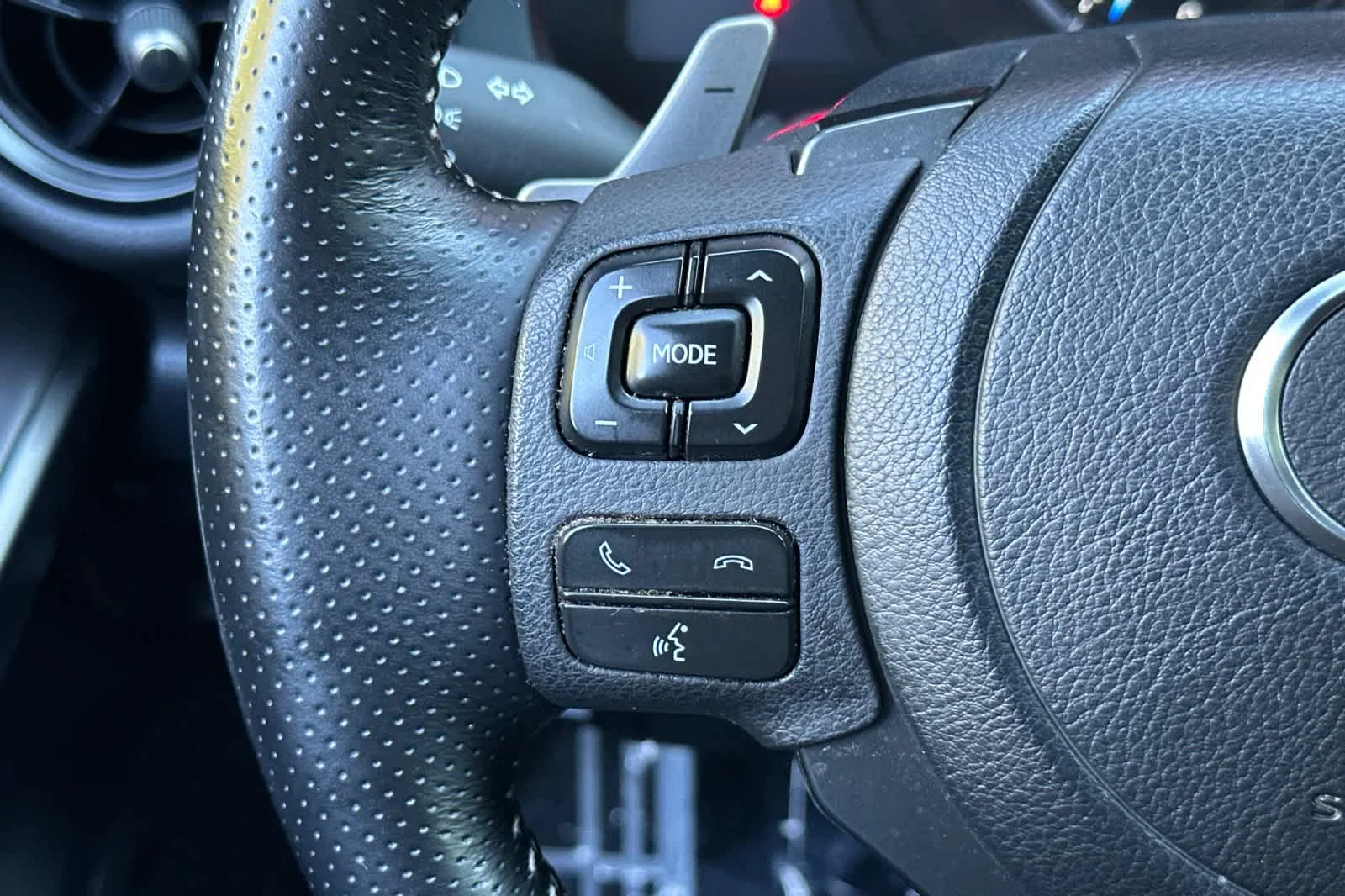 Certified Used 2024 Caviar Lexus F SPORT image 25