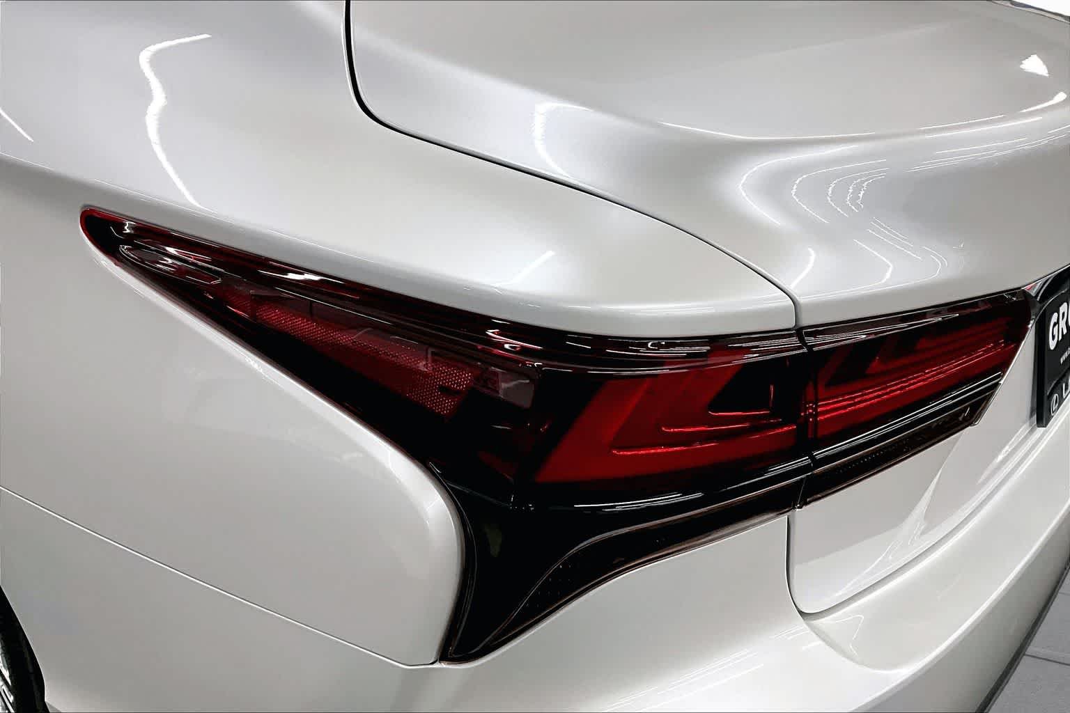 Used 2024 Eminent White Pearl Lexus  image 30