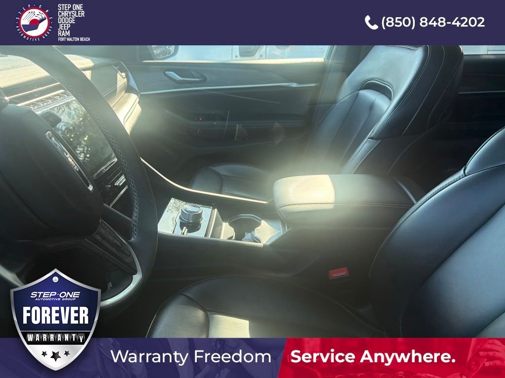 Used 2025 Red Jeep Limited image 4