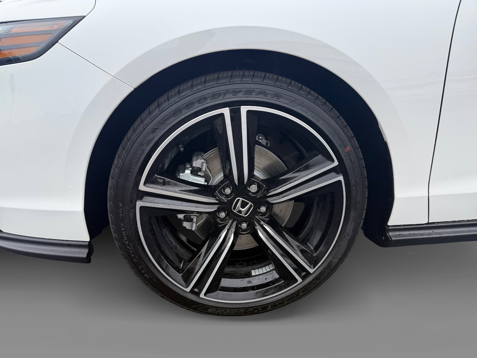 New 2026 Platinum White Pearl Honda Sport image 9