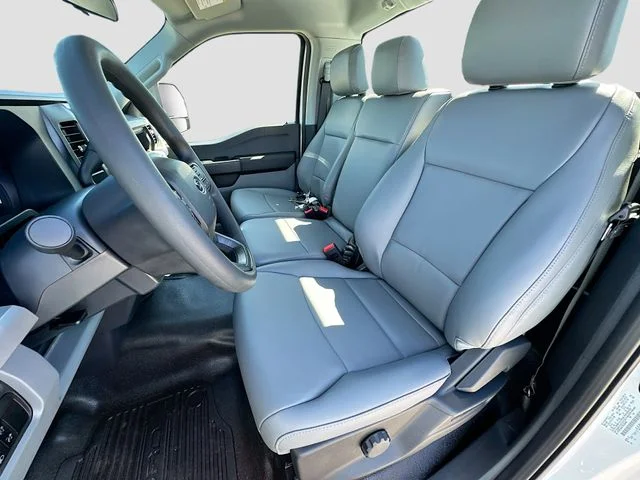 New 2026 Oxford White Ford XL image 14