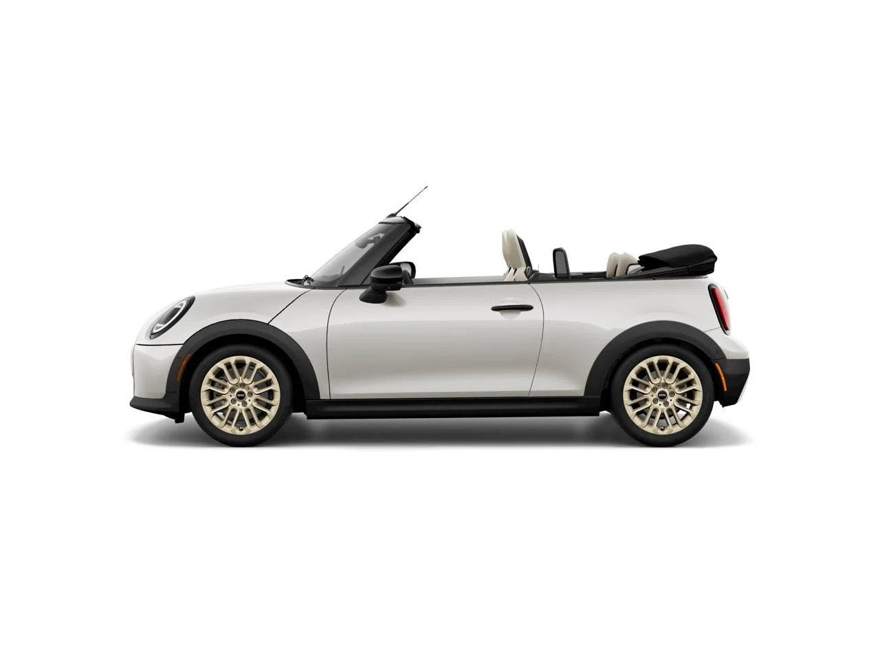 New 2026 Nanuq White Metallic MINI Iconic image 4