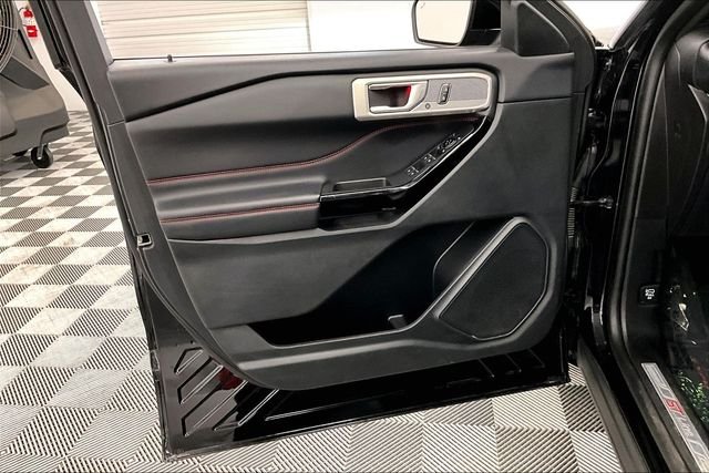 2023 Ford Explorer ST-LINE - Photo 21