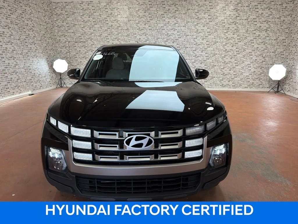 Certified Used 2026 Phantom Black Hyundai SE image 2